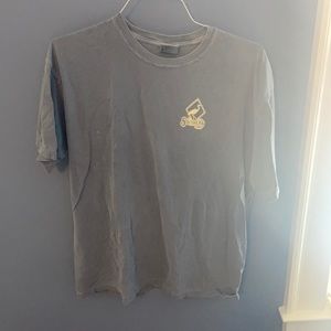 Southern Strut tee size L